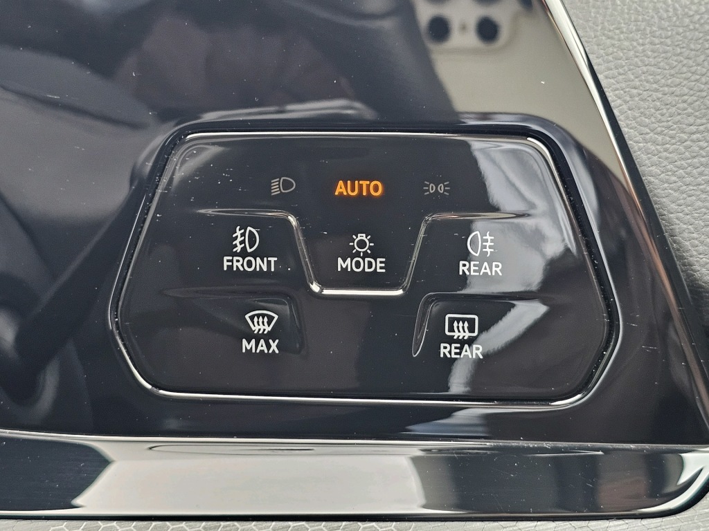 Used Volkswagen Golf 2022 for sale - 76840473: Photo 31