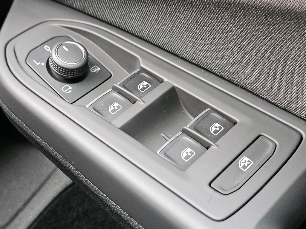 Used Volkswagen Golf 2022 for sale - 76840473: Photo 33