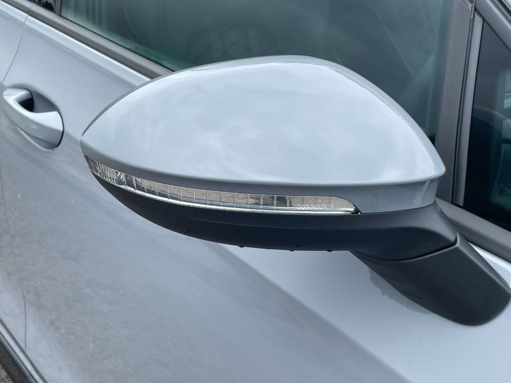 Used Volkswagen Golf 2024 for sale - 76840480: Photo 16