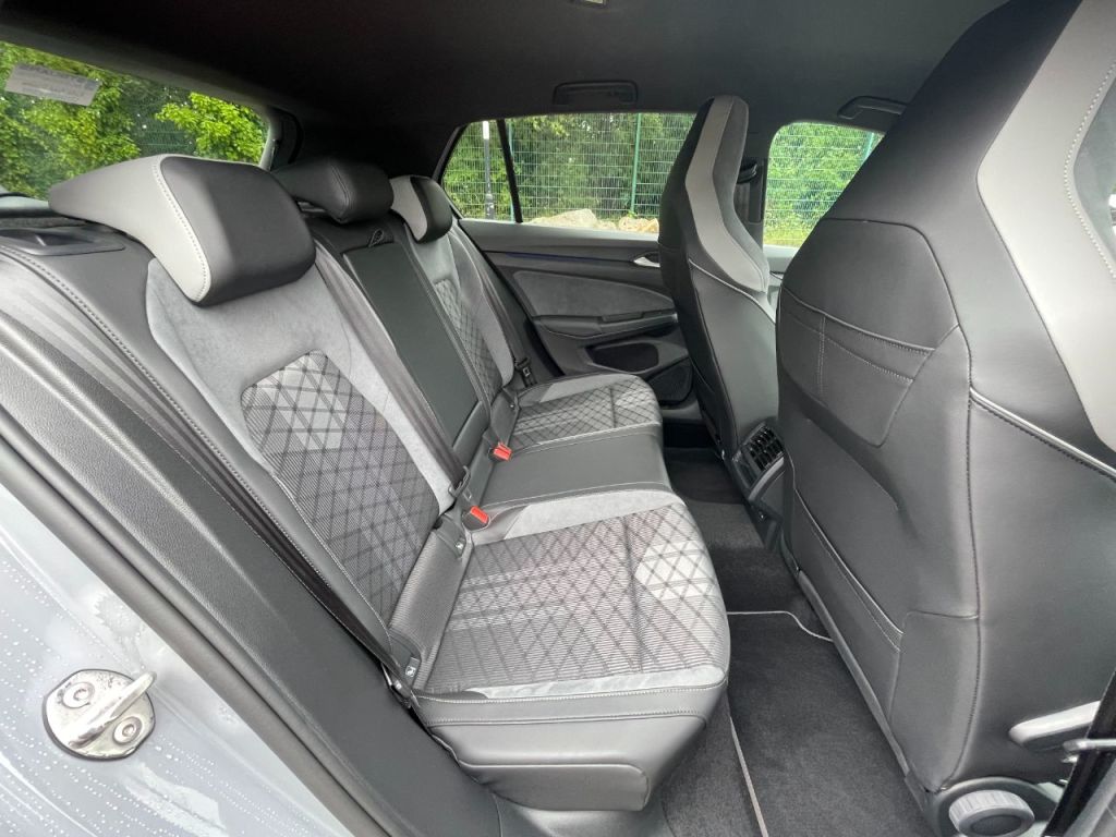 Used Volkswagen Golf 2024 for sale - 76840480: Photo 26