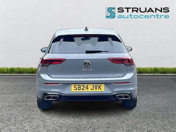 Used Volkswagen Golf 2024 for sale - 76840480: Photo