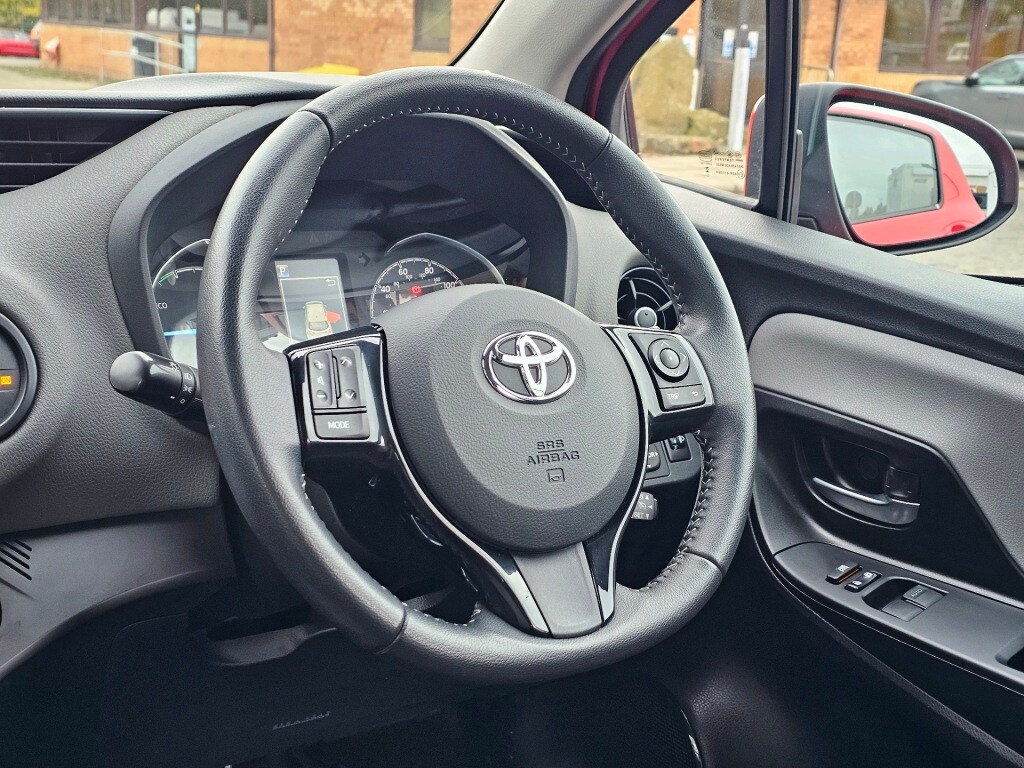 Used Toyota Yaris 2019 for sale - 76840453: Photo 21