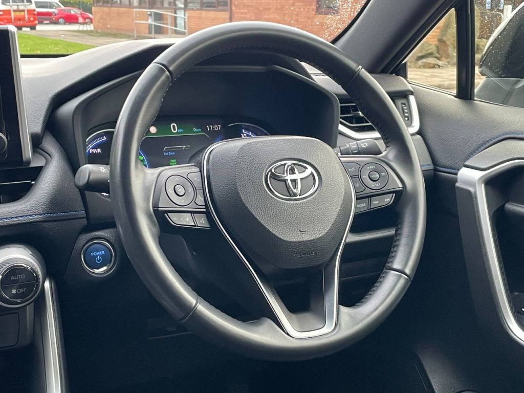 Used Toyota RAV4 2020 for sale - 76840449: Photo 13