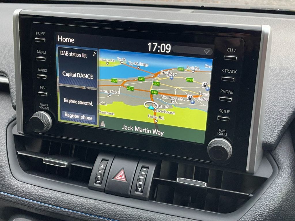 Used Toyota RAV4 2020 for sale - 76840449: Photo 19