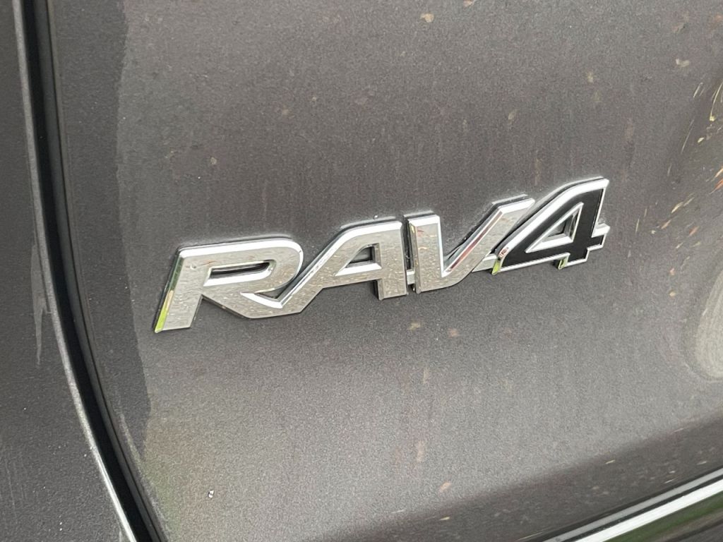 Used Toyota RAV4 2020 for sale - 76840449: Photo 32