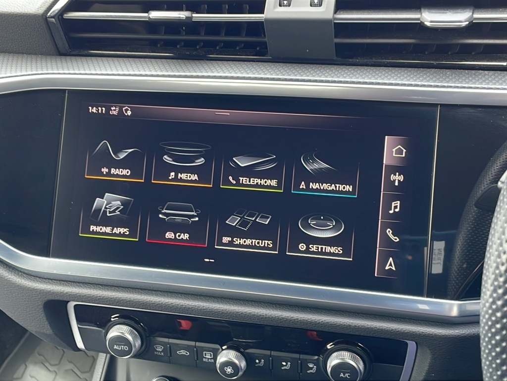 Used Audi Q3 2020 for sale - 76840437: Photo 17