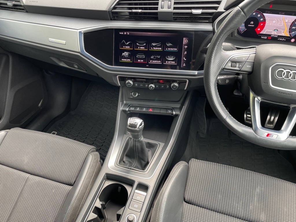 Used Audi Q3 2020 for sale - 76840437: Photo 4