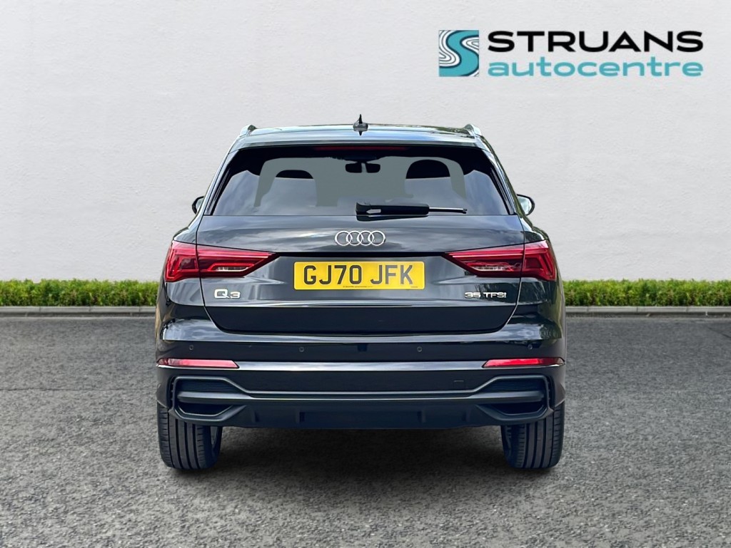 Used Audi Q3 2020 for sale - 76840437: Photo 9