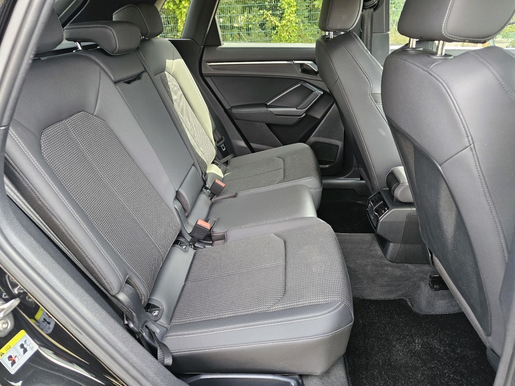 Used Audi Q3 2020 for sale - 76840456: Photo 10