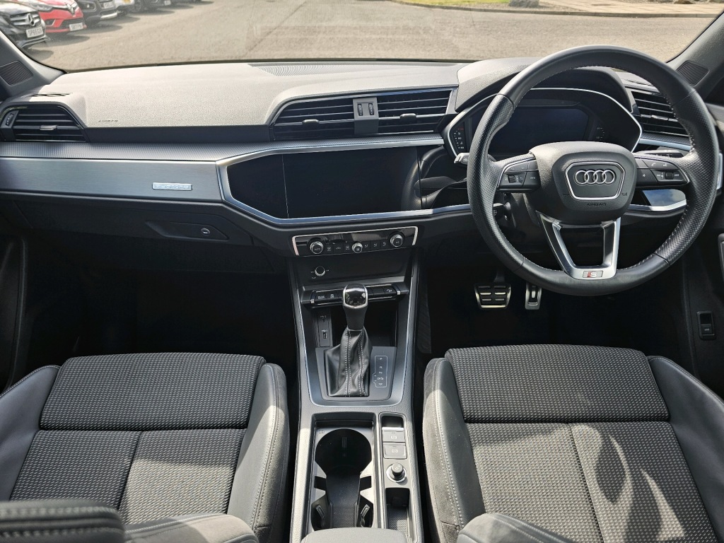 Used Audi Q3 2020 for sale - 76840456: Photo 14