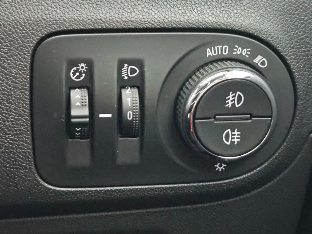 Used Vauxhall Crossland X 2019 for sale - 77287291: Photo 33