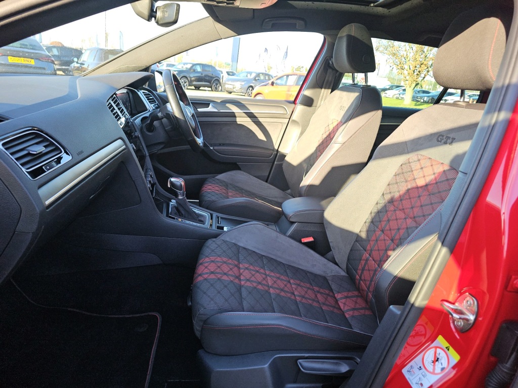 Used Volkswagen Golf 2019 for sale - 77506547: Photo 11