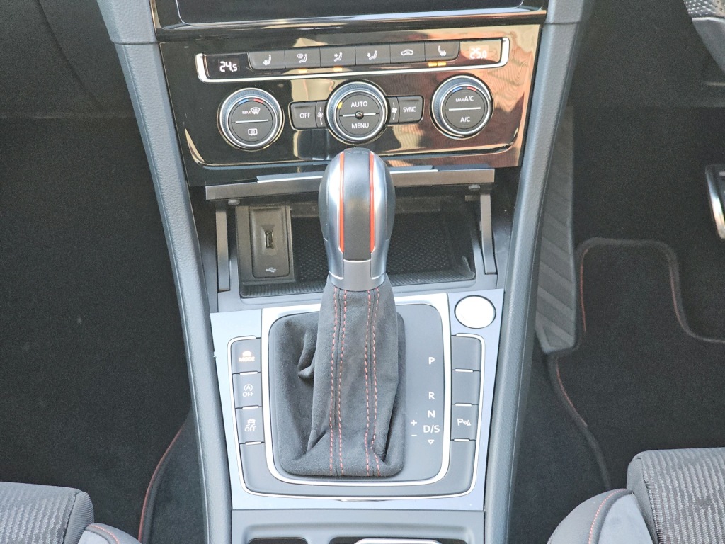 Used Volkswagen Golf 2019 for sale - 77506547: Photo 16