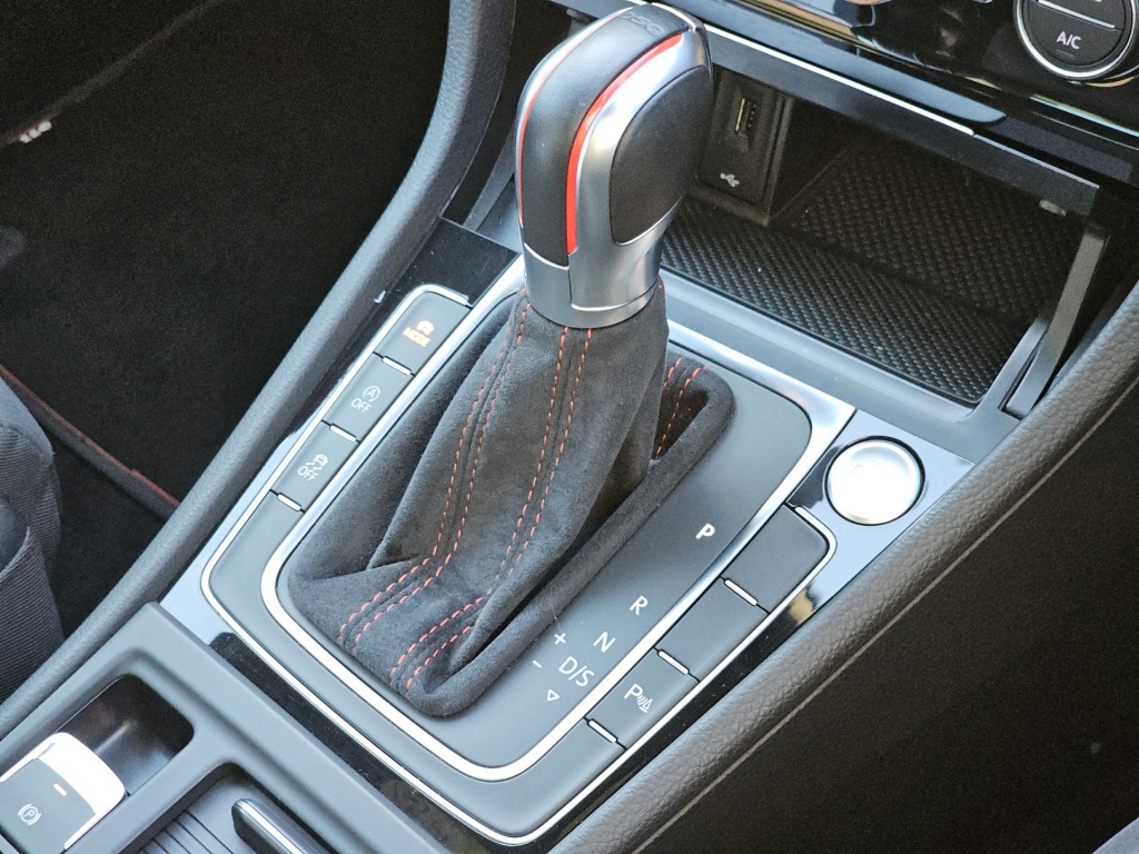 Used Volkswagen Golf 2019 for sale - 77506547: Photo 30