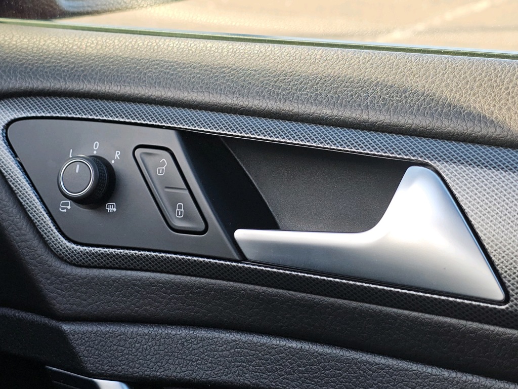 Used Volkswagen Golf 2019 for sale - 77506547: Photo 35