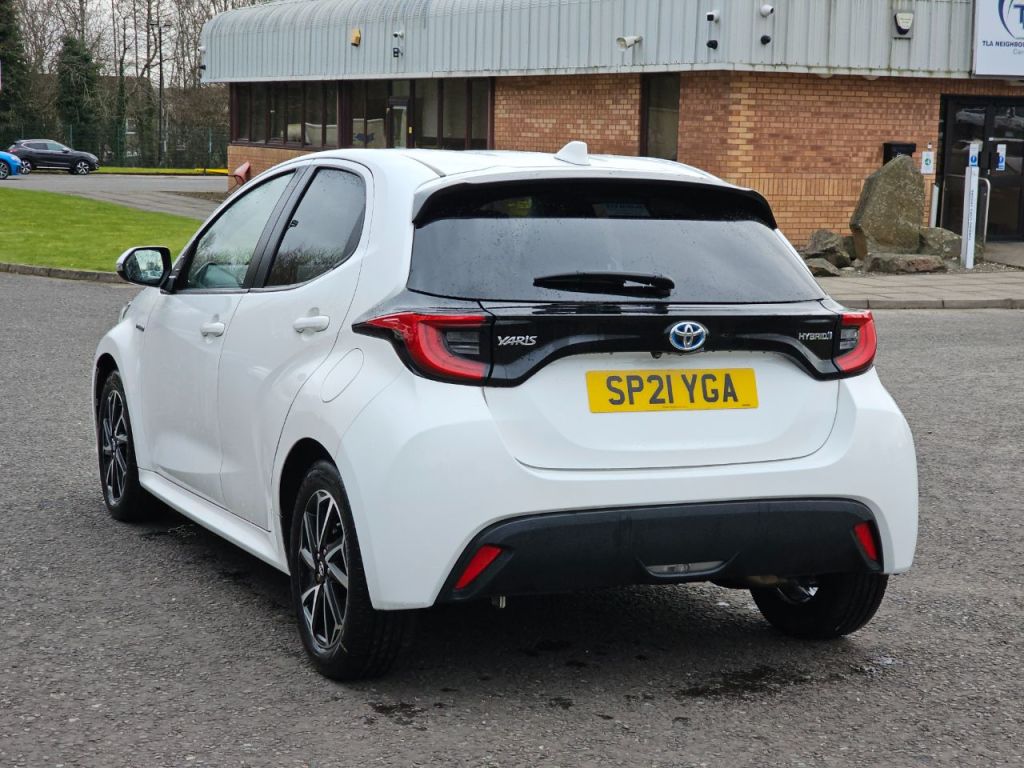 Used Toyota Yaris 2021 for sale - 78026005: Photo 2