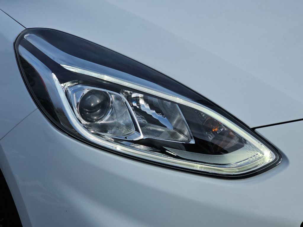 Used Ford Fiesta 2021 for sale - 76840534: Photo 45