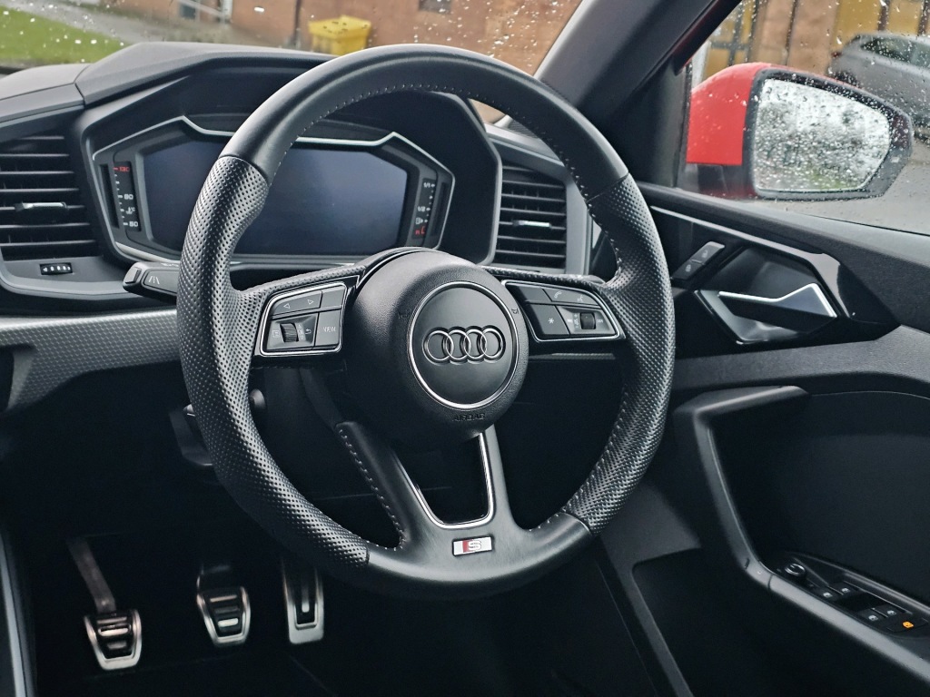 Used Audi A1 2020 for sale - 76840552: Photo 15