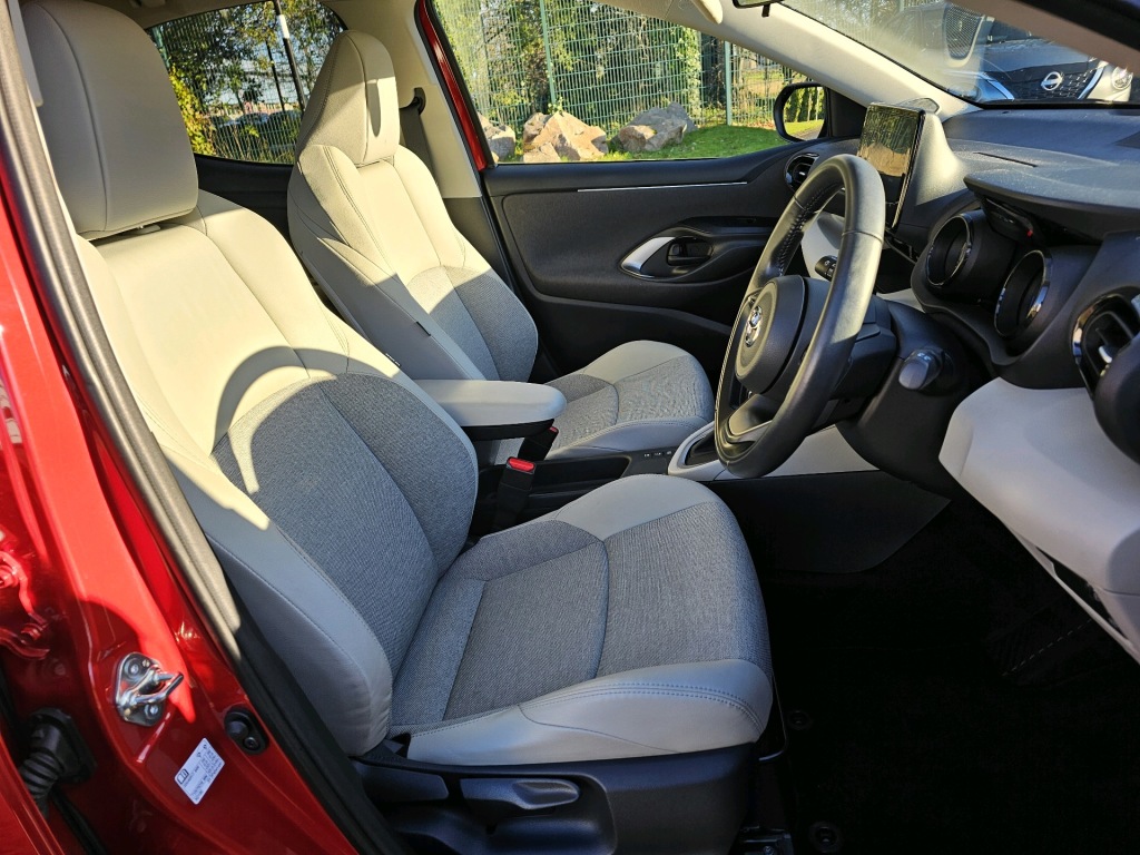 Used Toyota Yaris 2022 for sale - 76840544: Photo 11