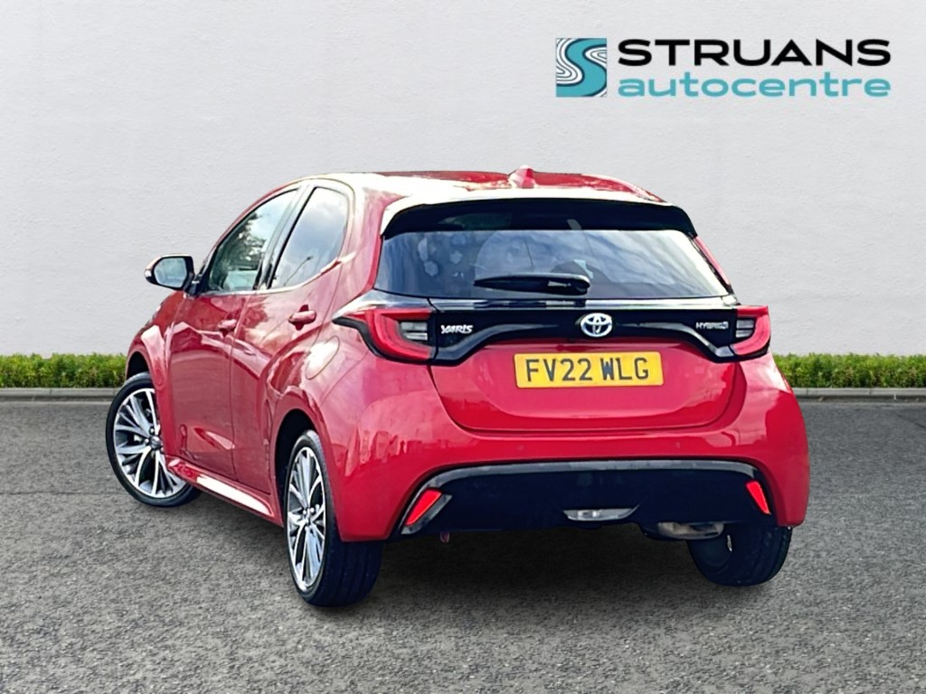 Used Toyota Yaris 2022 for sale - 76840544: Photo 2