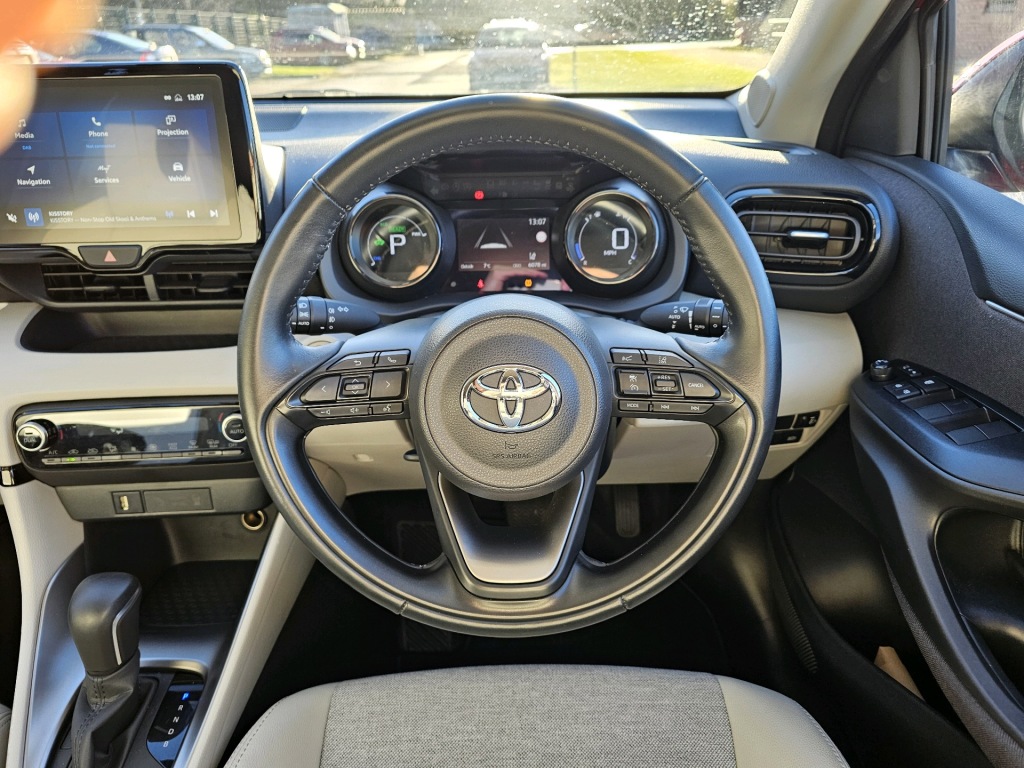 Used Toyota Yaris 2022 for sale - 76840544: Photo 20