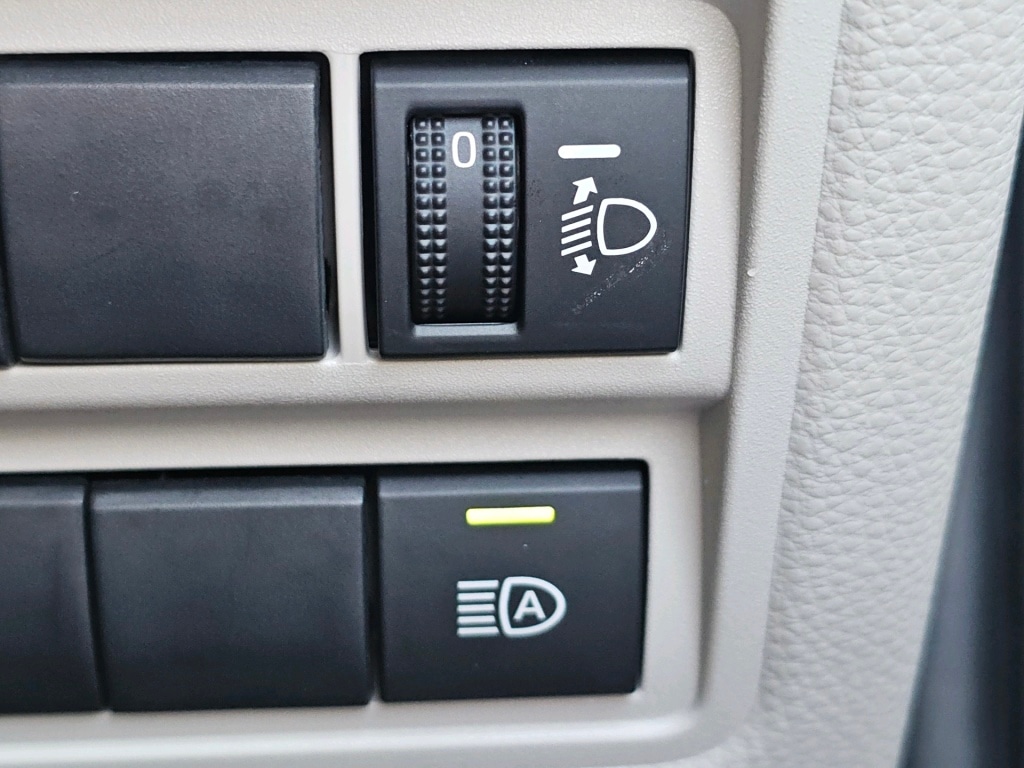 Used Toyota Yaris 2022 for sale - 76840544: Photo 34