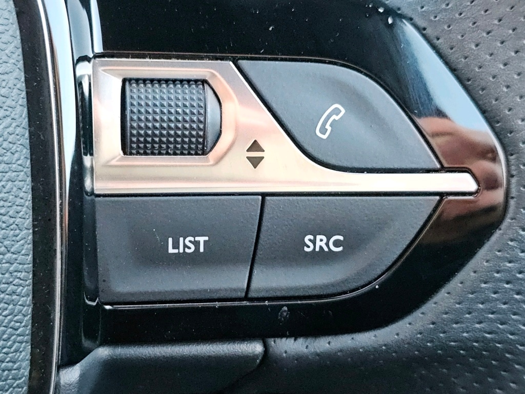 Used Peugeot 2008 2023 for sale - 76840557: Photo 24