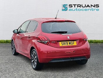 Used Peugeot 208 2019 for sale - 77368089: Photo
