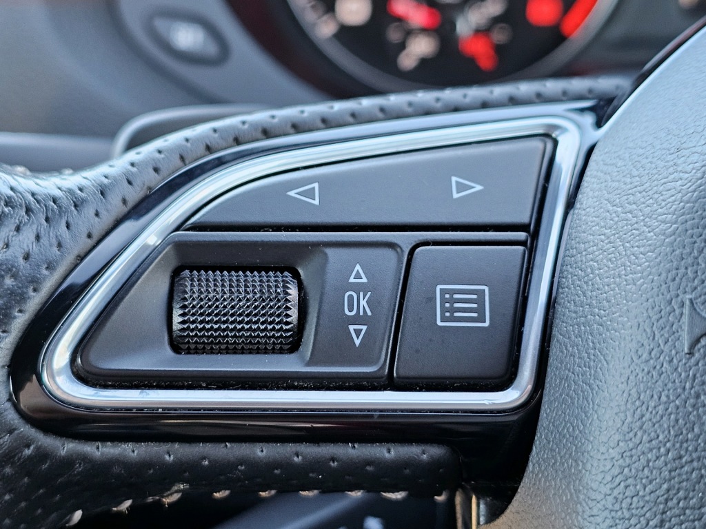 Used Audi Q3 2017 for sale - 76840530: Photo 25