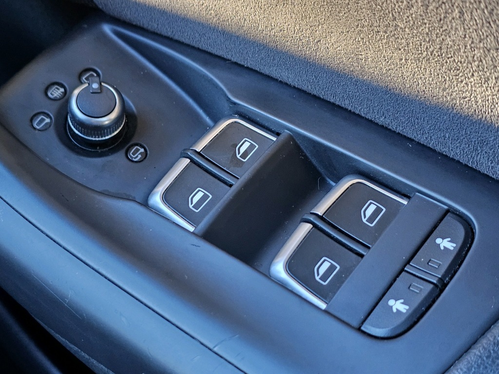 Used Audi Q3 2017 for sale - 76840530: Photo 31