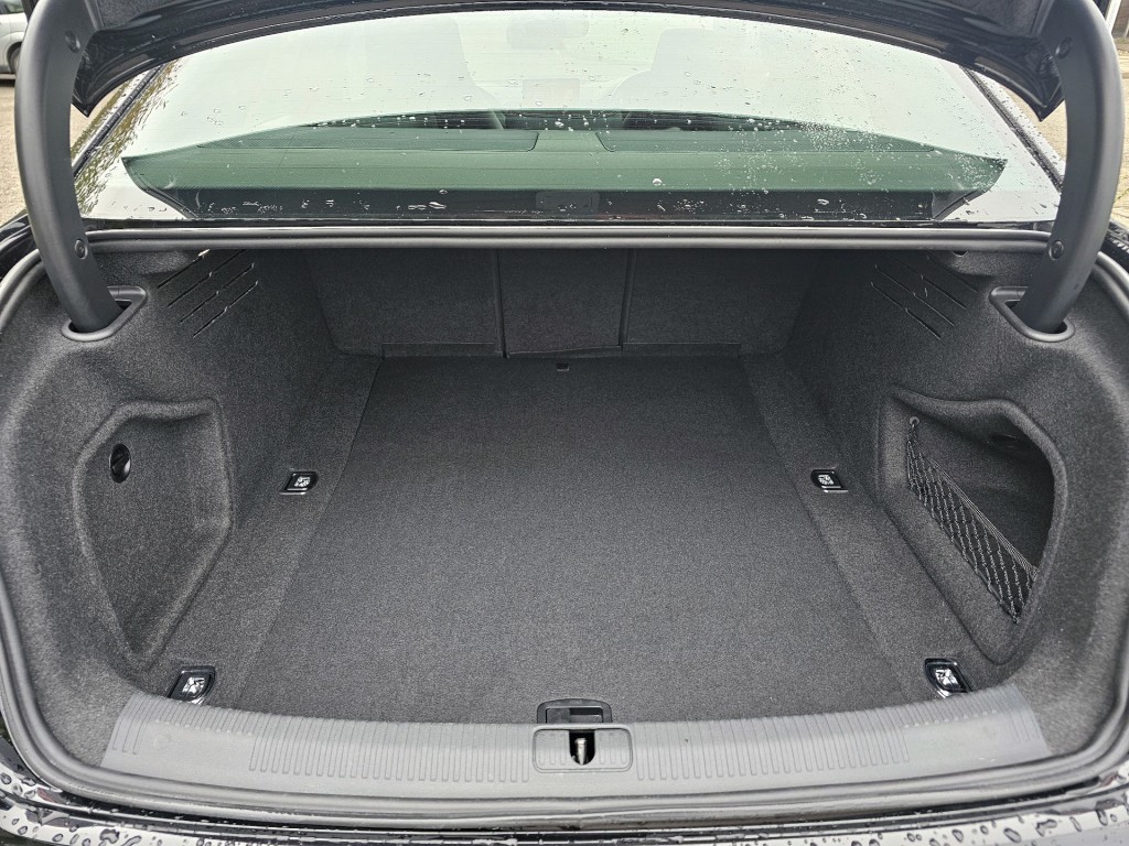 Used Audi A4 2018 for sale - 76840416: Photo 15