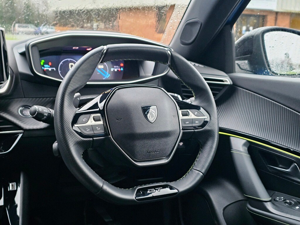 Used Peugeot 2008 2023 for sale - 76840538: Photo 13