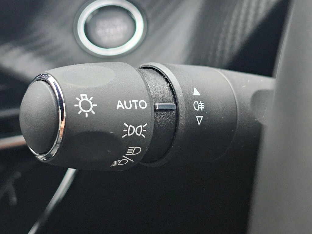 Used Peugeot 2008 2023 for sale - 76840538: Photo 20