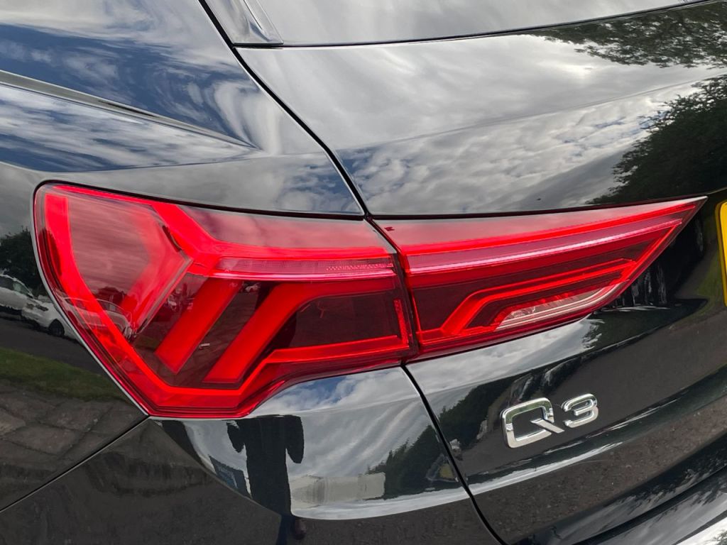 Used Audi Q3 2020 for sale - 76840440: Photo 11