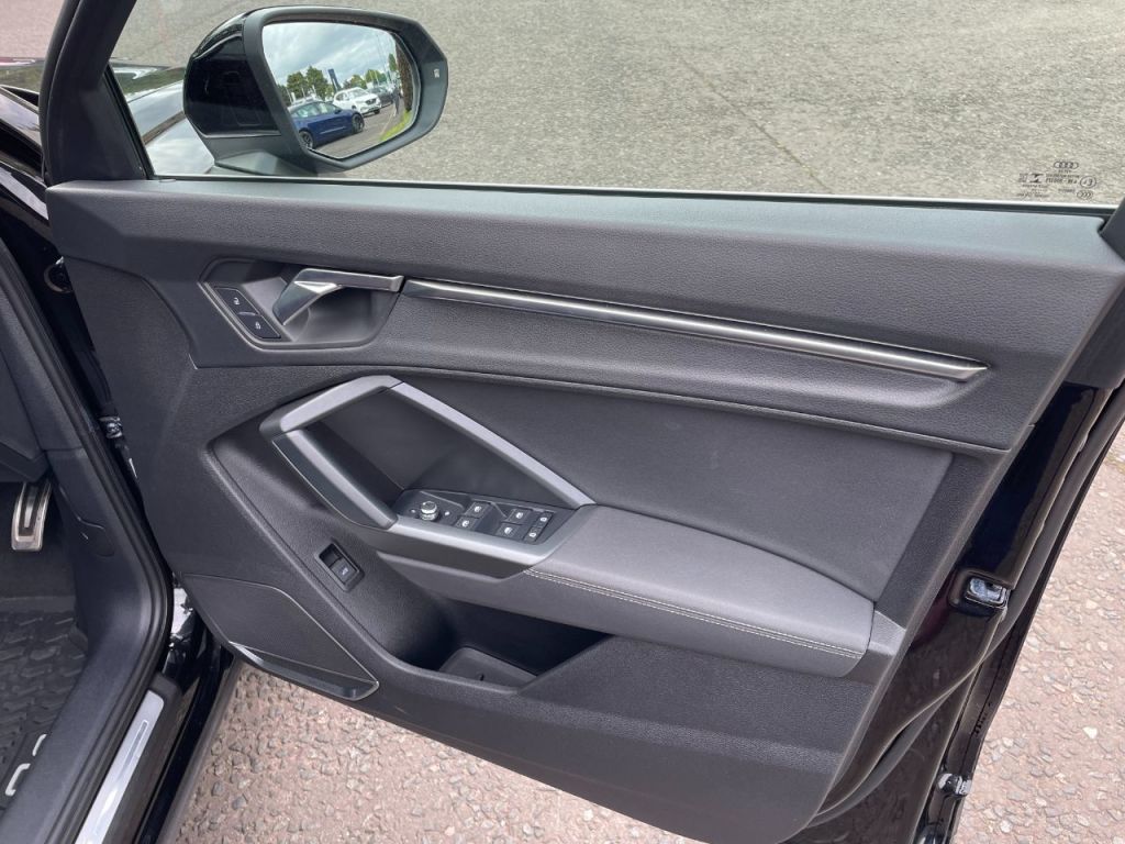 Used Audi Q3 2020 for sale - 76840440: Photo 25