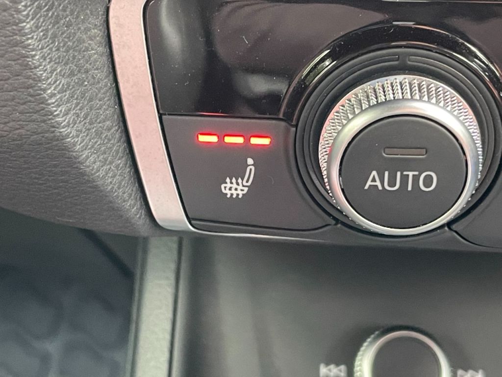 Used Audi Q3 2020 for sale - 76840440: Photo 44