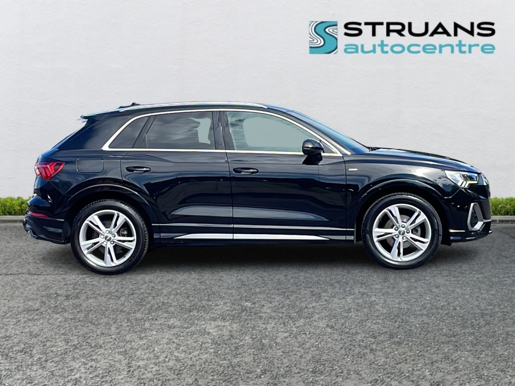 Used Audi Q3 2020 for sale - 76840440: Photo 5