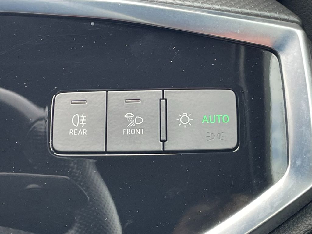 Used Audi Q3 2020 for sale - 76840440: Photo 52