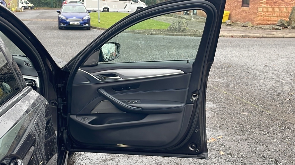 Used BMW 5 Series 2017 for sale - 76840564: Photo 19