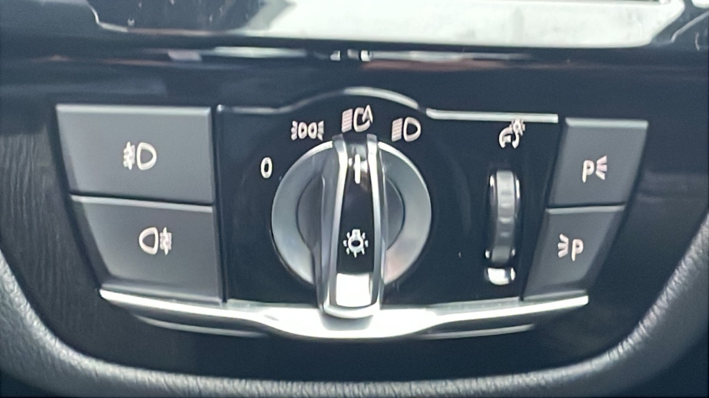 Used BMW 5 Series 2017 for sale - 76840564: Photo 44