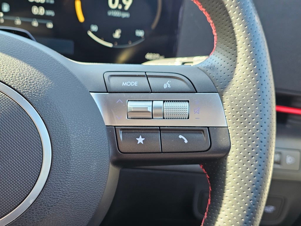 Used Hyundai KONA 2024 for sale - 76840433: Photo 24