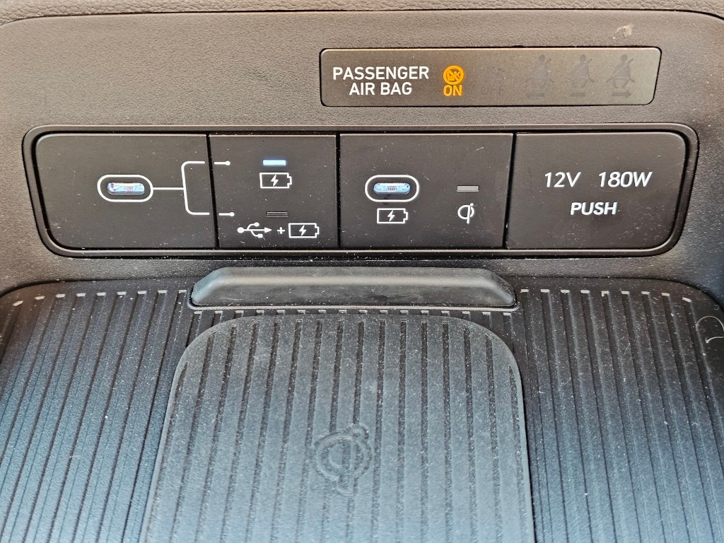 Used Hyundai KONA 2024 for sale - 76840433: Photo 32