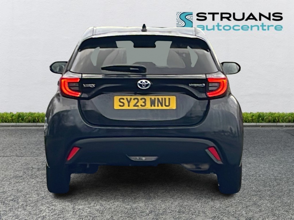 Used Toyota Yaris 2023 for sale - 76840537: Photo 5