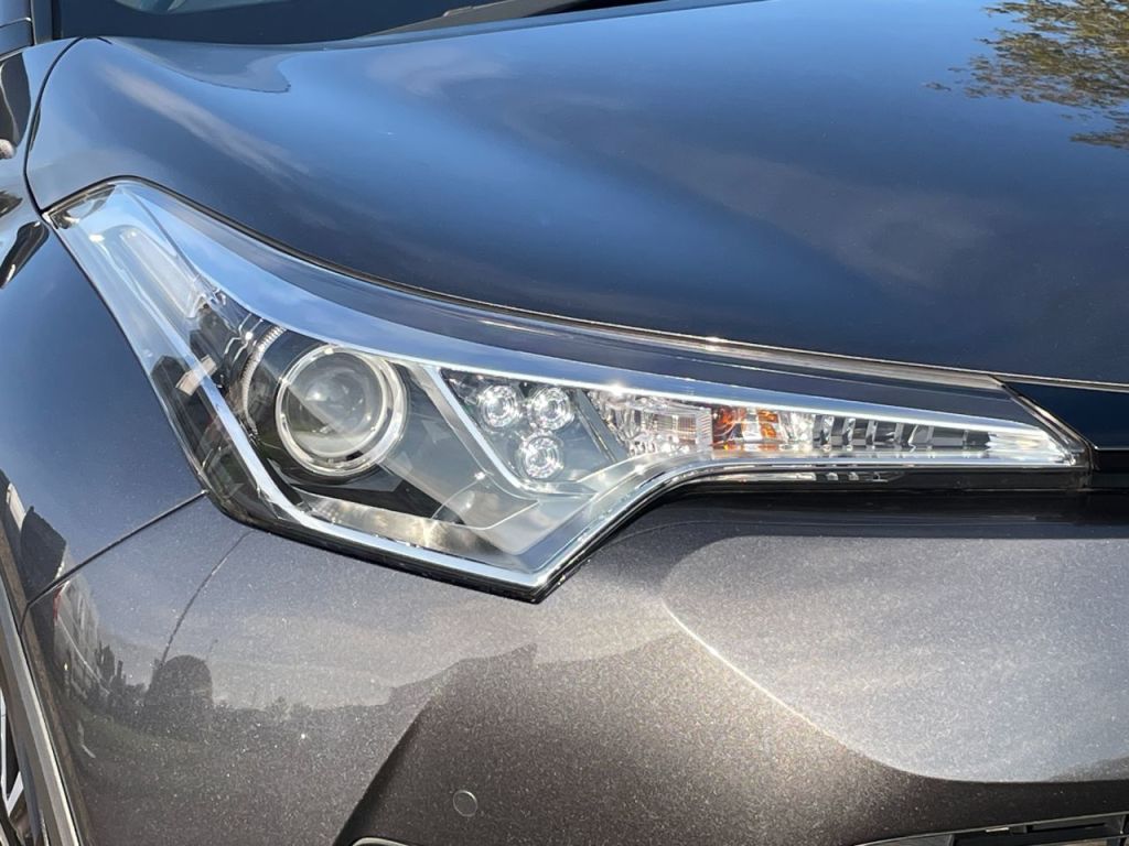 Used Toyota C-HR 2019 for sale - 76840501: Photo 12