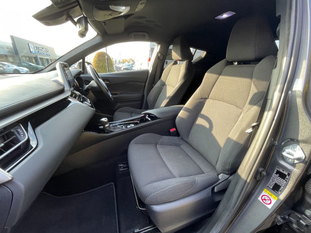 Used Toyota C-HR 2019 for sale - 76840501: Photo 20