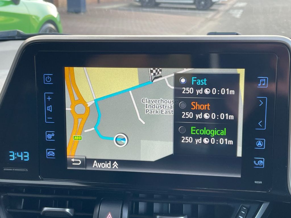 Used Toyota C-HR 2019 for sale - 76840501: Photo 34