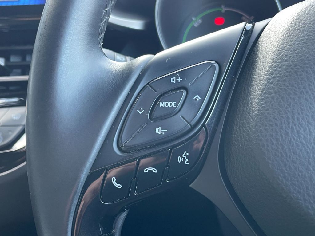 Used Toyota C-HR 2019 for sale - 76840501: Photo 35