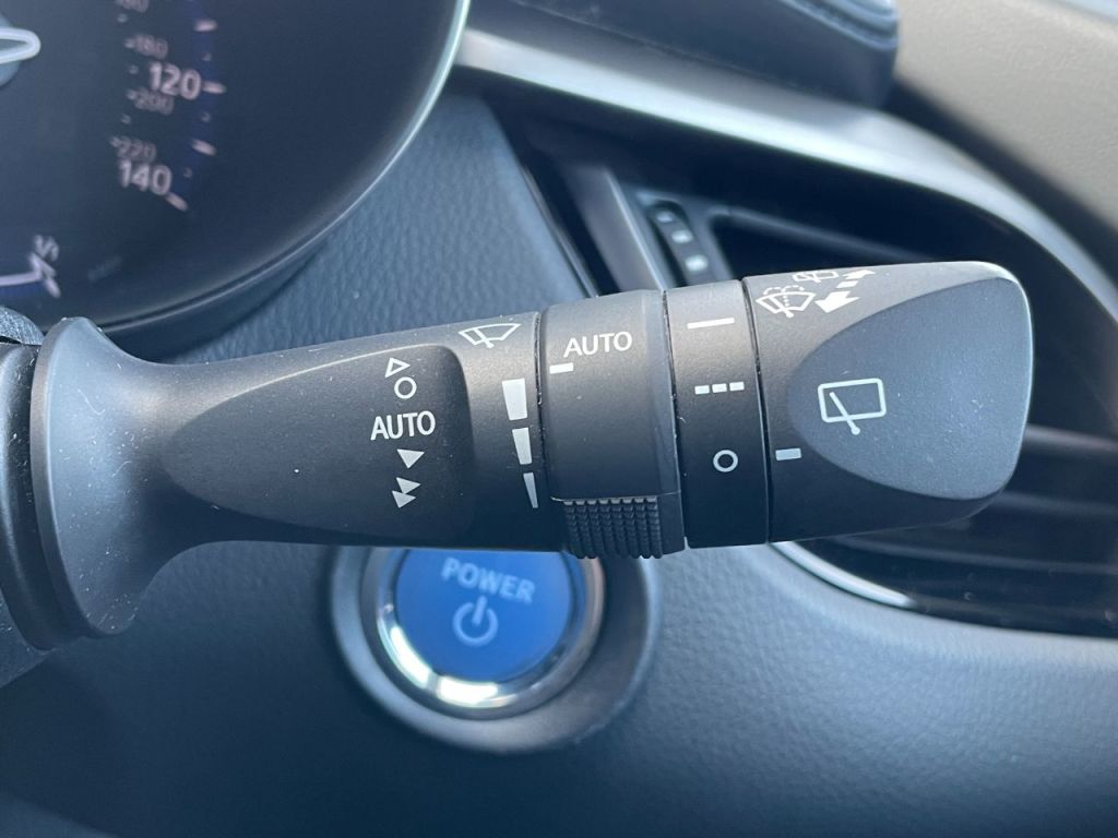 Used Toyota C-HR 2019 for sale - 76840501: Photo 39