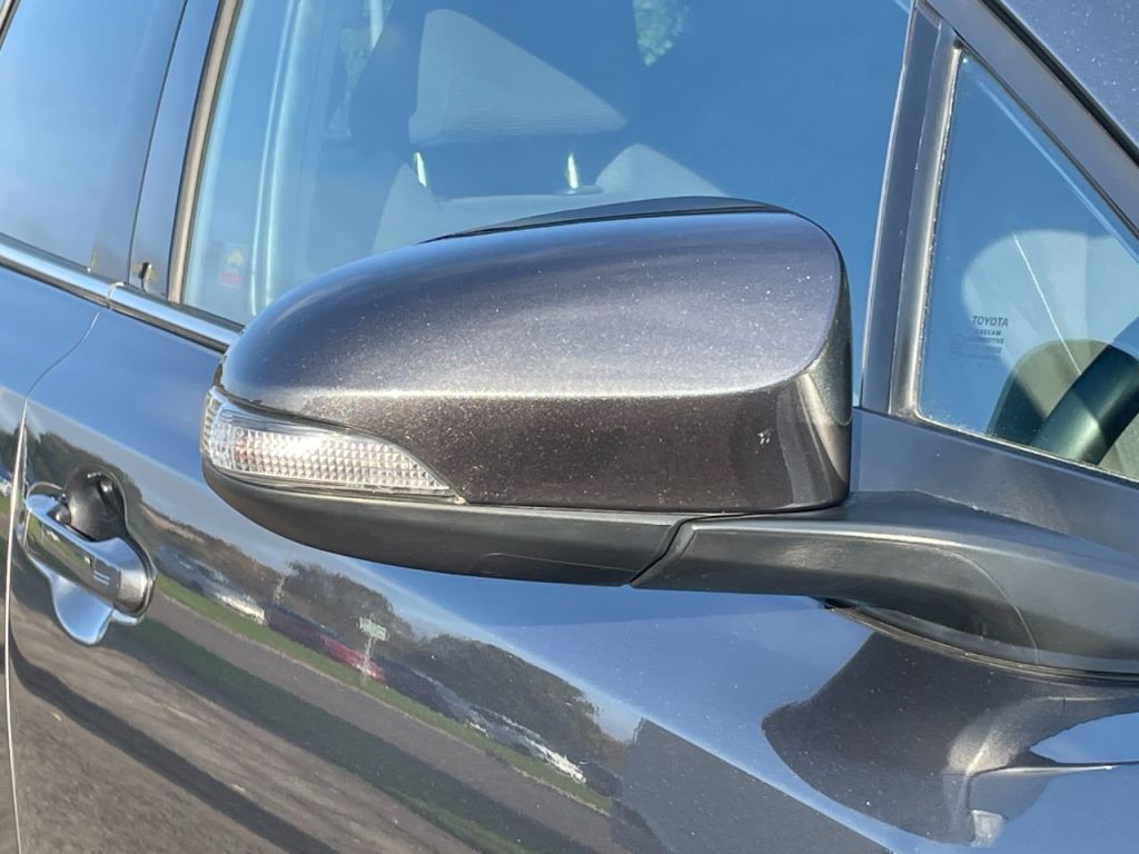 Used Toyota C-HR 2019 for sale - 76840501: Photo 4