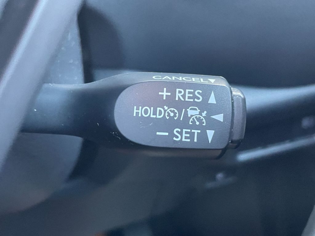 Used Toyota C-HR 2019 for sale - 76840501: Photo 40